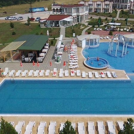Апартаментен Туристически Комплекс Аква Терми Krasnovo Exterior foto